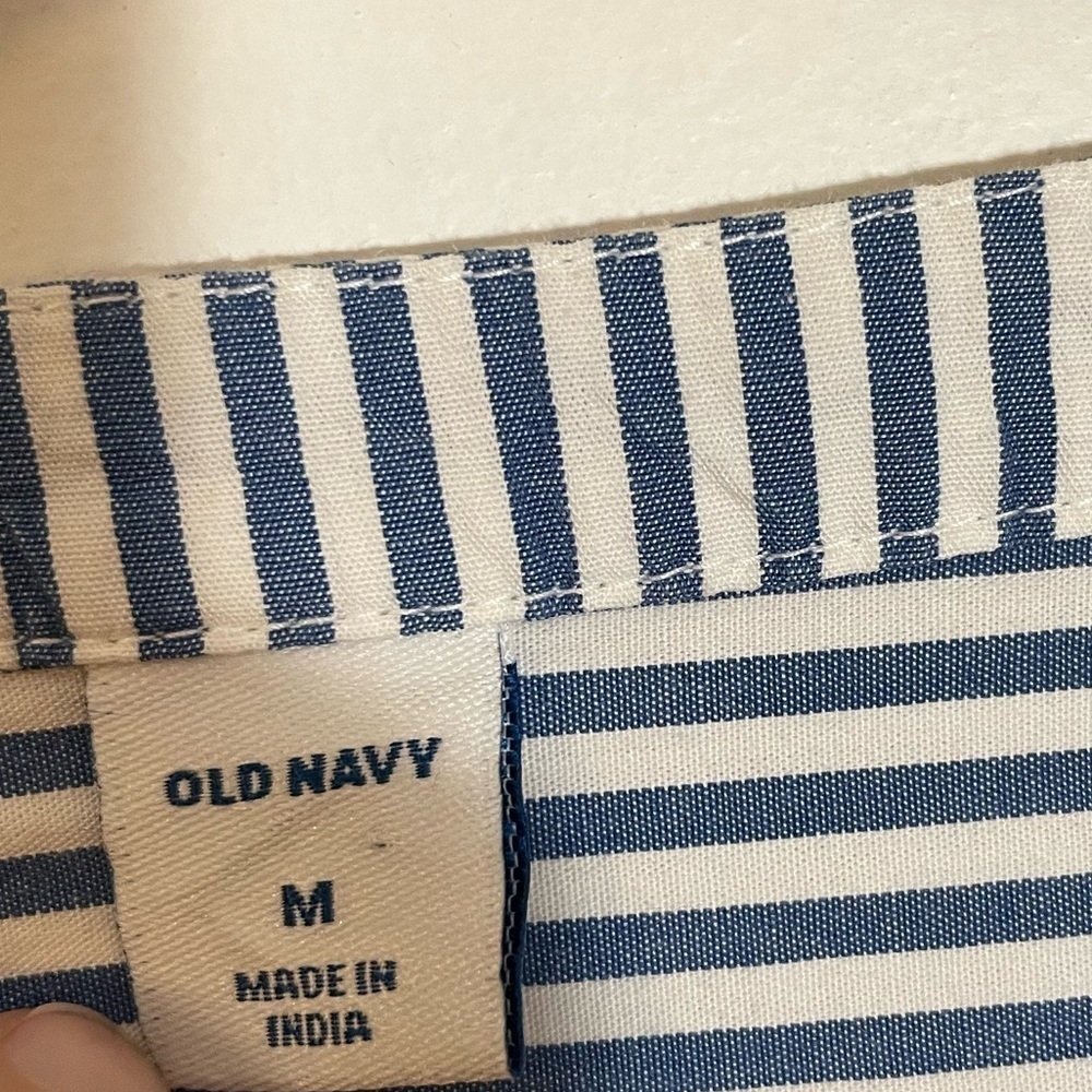 Old Navy Women’s Blouse Blue White Stripe Button Woven Tunic Size Medium - Picture 2 of 10
